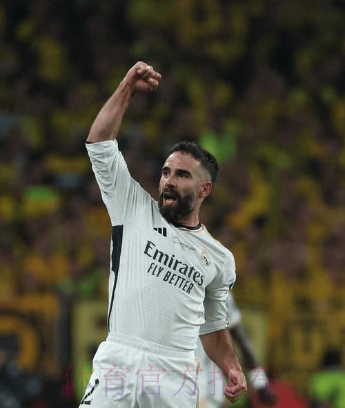 马卡：卡瓦哈尔受伤前皇马就在考虑签右后卫